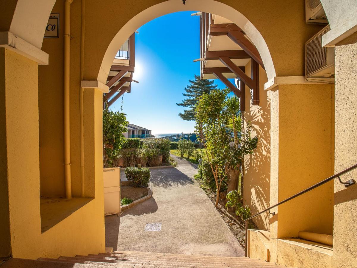 Apartment Village Cap Esterel - L'Esquinade-31 By Interhome Saint-Raphael  Bagian luar foto