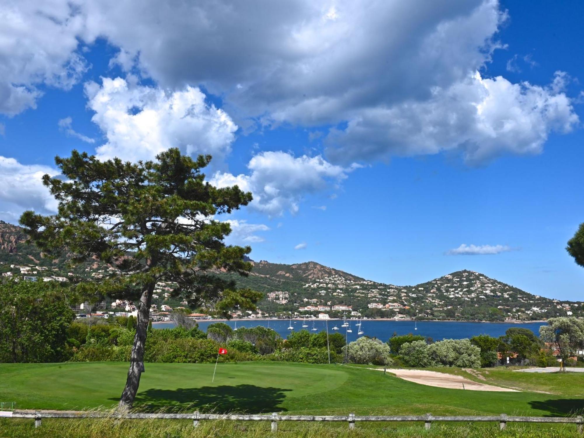 Apartment Village Cap Esterel - L'Esquinade-31 By Interhome Saint-Raphael  Bagian luar foto